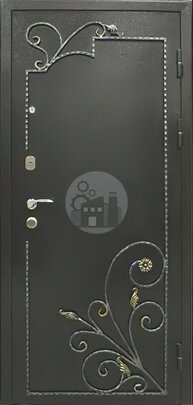Антивандальная дверь с ковкой снаружи, внутри зеркало-ДВ-279