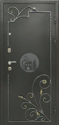антивандальная дверь с ковкой снаружи, внутри зеркало-ДВ-279